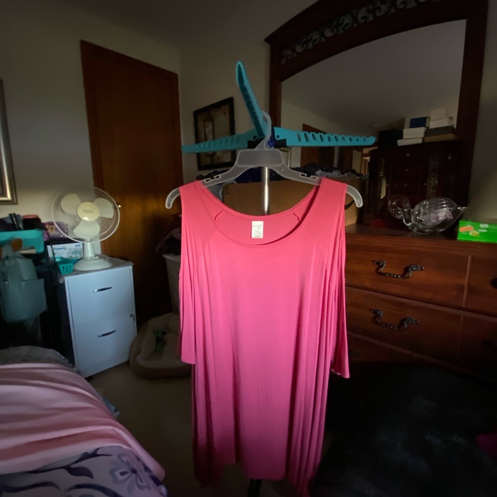 Terra and Sky Cold Shoulder Top